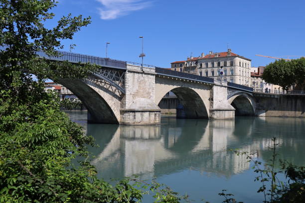 Pont romans sur isère